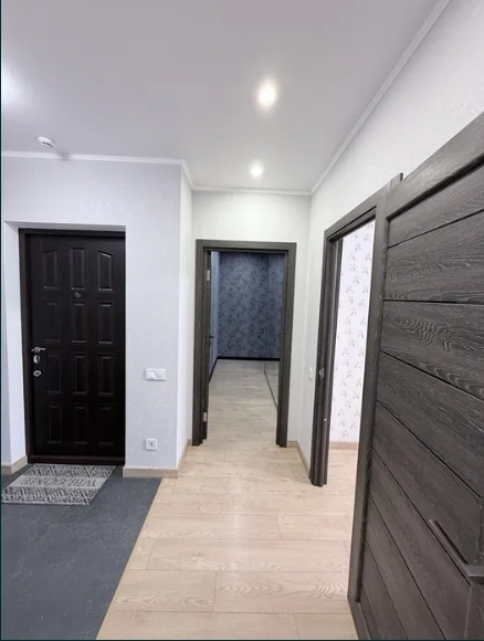 продажа трехкомнатной квартиры номер A-173978 в Киевском районе, фото номер 11